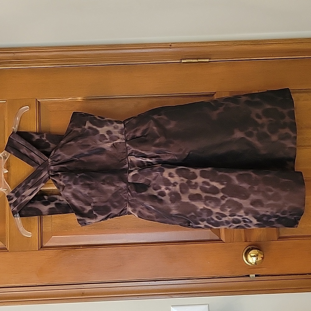 Formal Banana Republic Size 4 dress with pockets!